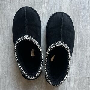 Ugg TASMAN slippers 9 US